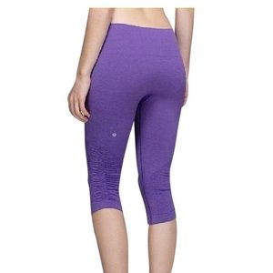 Lululemon in the Flow purple crop leggings size 4